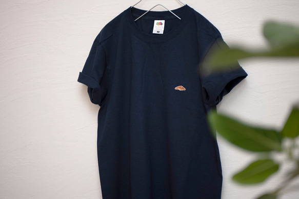 ニホンバシベイカリーTシャツ【ネイビー】；クロワッサン刺繍付き 4枚目の画像
