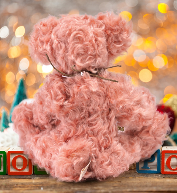 アンティーク調のローズピンクモヘアがとてもキレイな 癒しのテディベア【テディベア】【ぬいぐるみ】【ぬい撮り】 9枚目の画像
