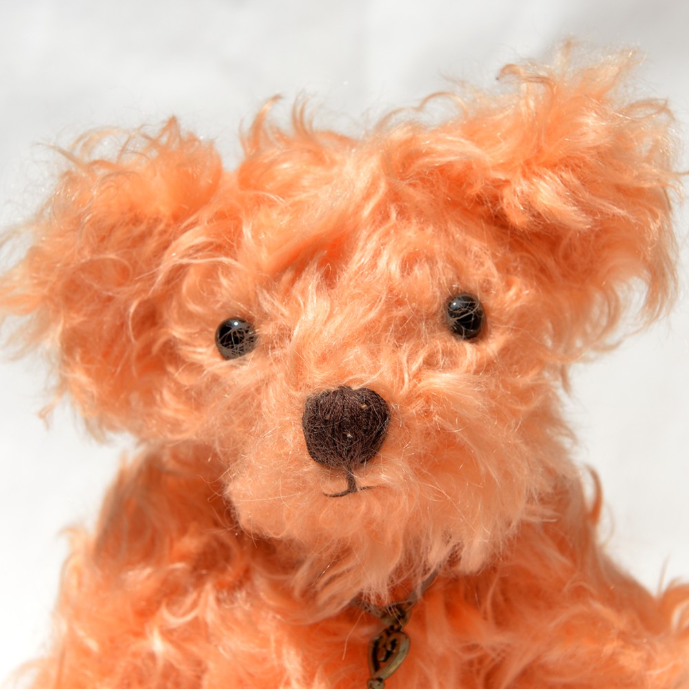 透明感のあるオレンジモヘアがとても華やかなテディベア 【オーダー品】クリスマス