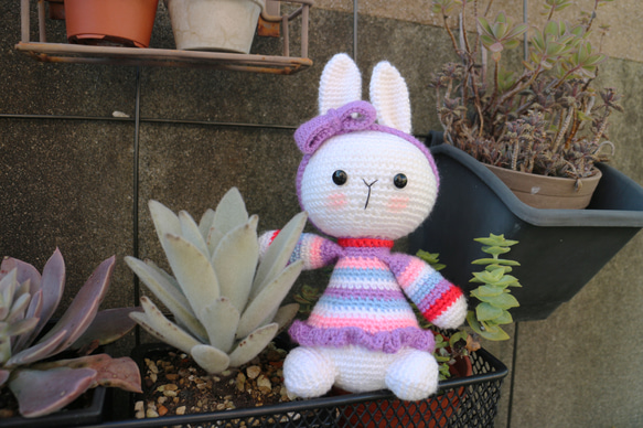 【磨啡手作】手編毛線玩偶—橫條紋兔 第2張的照片