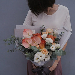 新鮮花束 Fresh flower bouquet【時刻】節慶祝賀 / 日常生活 / 送人自用 / 佈置拍照 第1張的照片
