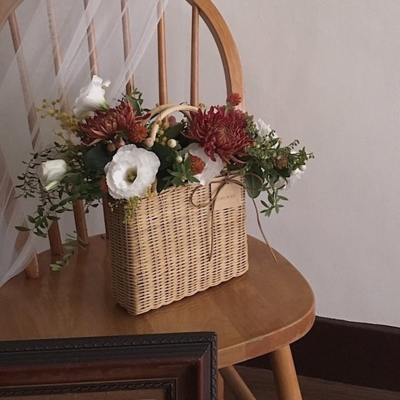 新鮮花草籃 (包含籃子）Flower Basket 新春賀歲 / 居家裝飾 / 自選色系 / 開幕祝賀 第2張的照片