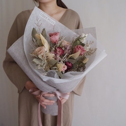 永生乾燥花束 Dried flower bouquet【愛戀】求婚驚喜 / 週年紀念 / 佈置拍照 第1張的照片