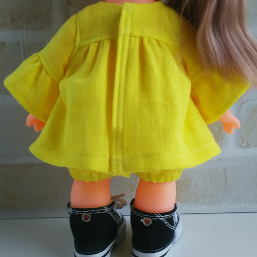 メルちゃんハンドメイド服 Wガーゼのヨーク切替フリル袖のセットアップ 