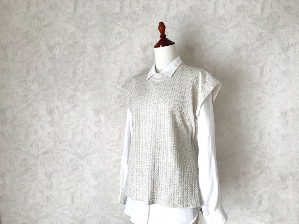 【再販】縄編み模様のニット ベスト✴︎ライトグレー