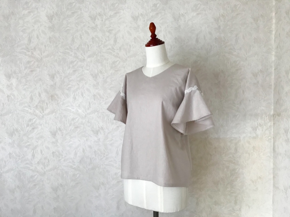 コットンリネン・フレアースリーブの ブラウス✴︎シルバーピンク