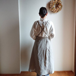 《在庫あり》リネンのエプロンワンピースピンタック/巻きスカートタイプ　 7枚目の画像