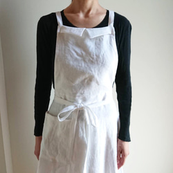 リネンの襟付きエプロンピ(ホワイト)巻きスカートタイプ 4枚目の画像