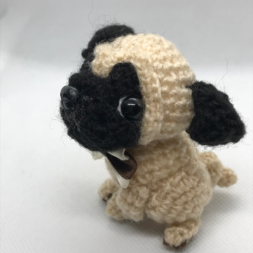 仲良しパグちゃん編みぐるみ。 仲良しパグちゃん編みぐるみ。 Crochet» Pug crocheting
