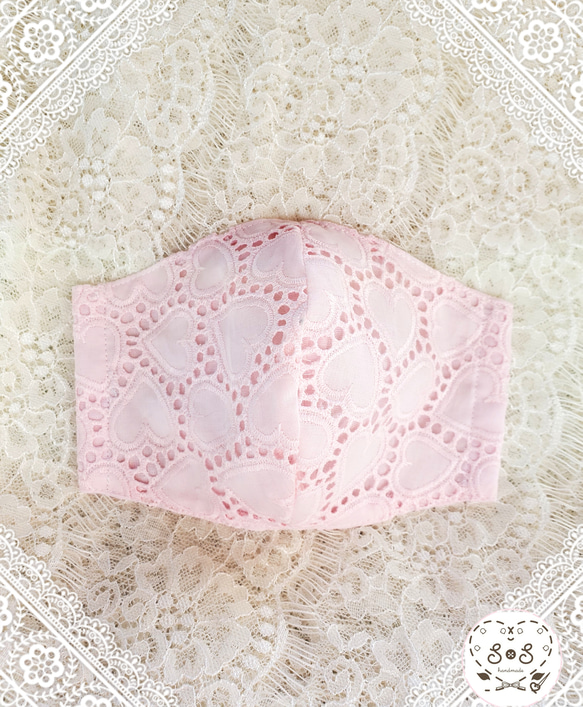 可愛い❤️(*˘︶˘*).｡.:*♡大人立体マスク(Lサイズ)☆ハート刺繍(pink) 1枚目の画像