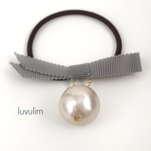 再×2》071 ビッグパールとグログランリボンのヘアゴム プラチナ×グレー  