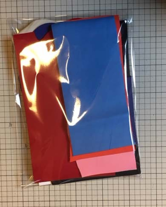 お買い得ハギレ皮革パック（はがき～A4サイズ）250g 3枚目の画像