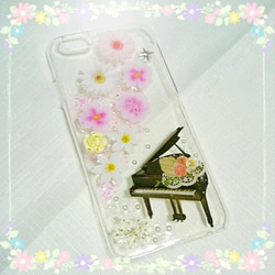 お花とピアノのiPhone6ケース 1枚目の画像