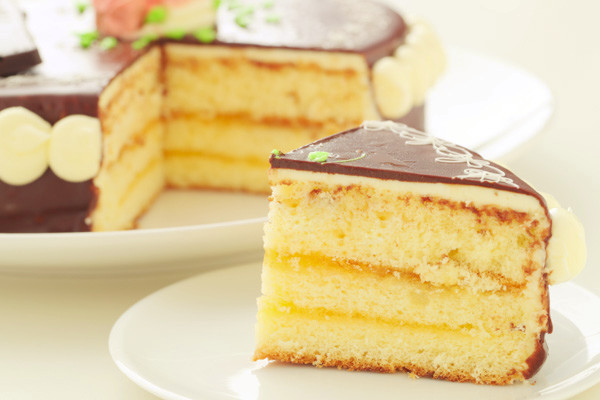 昔懐かしいチョコレートデコレーションケーキ 21cm