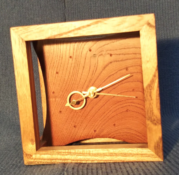 三方留め継ぎ木枠の電波置き時計　飾り時計 1枚目の画像