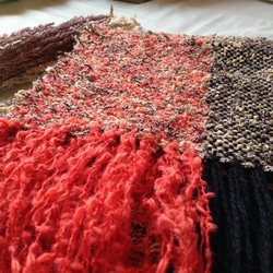 手織りストール　イタリア糸　ブラック&オレンジ 4枚目の画像