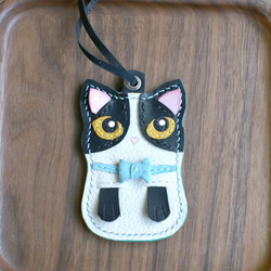 貓咪-黑白賓士貓 手工皮革吊飾 第2張的照片