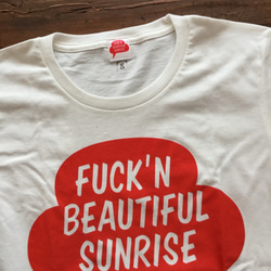 SLOW LANE FUCK’N BEAUTIFUL SUNRISE プリントTシャツ 3枚目の画像