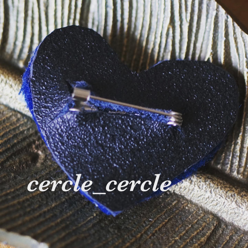 受注製作】デニムハートブローチ ブローチ cercle_cercle 通販 8578506