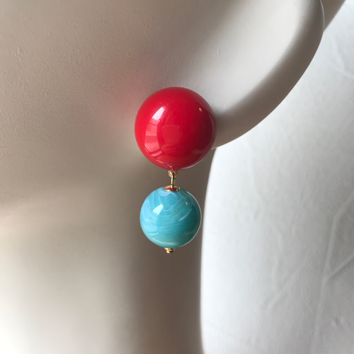14kgf】レッド×ターコイズブルーピアス ピアス（その他） maruro 通販