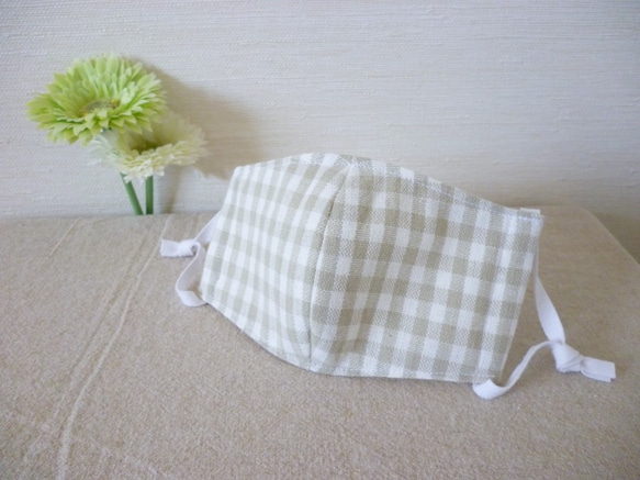 （送料０）立体布マスク　お子様用　綿100%　ベージュチェック 1枚目の画像