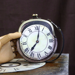 時計がま口　持ち手つきカードケース　ローマ数字銀時計【受注製作】 1枚目の画像