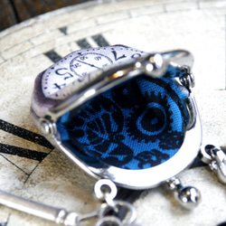 【送料無料・即納】時計がま口ミニ　大きな歯車のネックレス 　アラビア数字銀時計 4枚目の画像