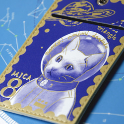 通過案件“上尉Maika郵票”在空間旅行的白色貓雲母系列 第2張的照片