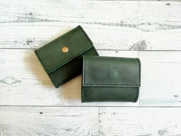 ミニ財布（グリーン） 手のひらサイズ  ボックス型小銭入れ  小さい財布　３つ折り財布　レザーウォレット 本革 1枚目の画像