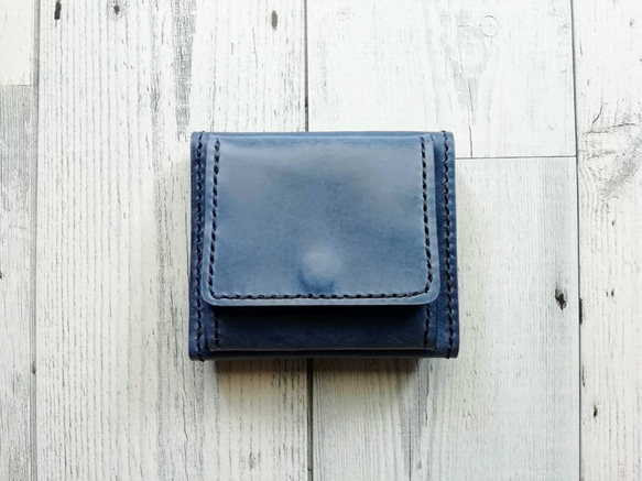 ミニ３つ折り財布（ネイビー） 手のひらサイズ 革小物 小銭入れ レザークラフト レザーウォレット 2枚目の画像