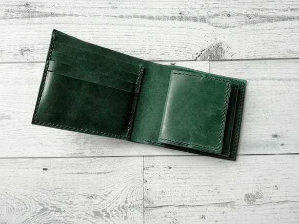 ２つ折り財布（グリーン） ボックス型小銭入れ 革小物 レザークラフト レザーウォレット 3枚目の画像