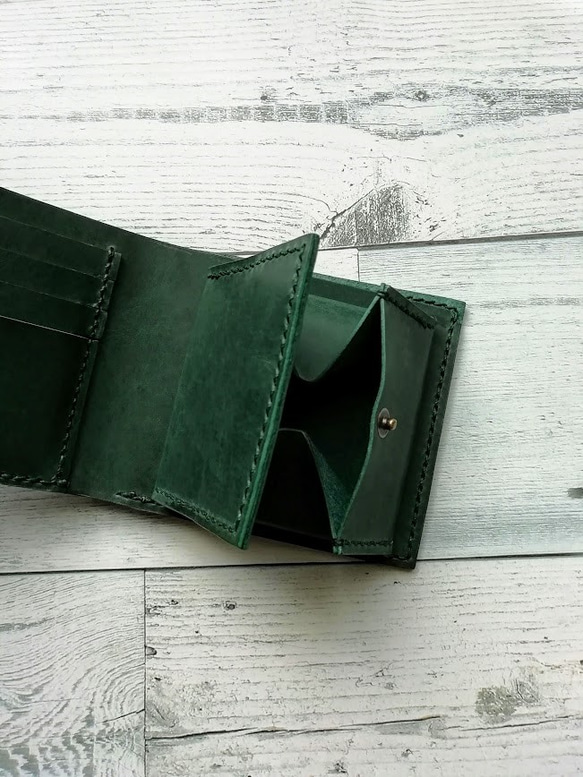 ２つ折り財布（グリーン） ボックス型小銭入れ 革小物 レザークラフト レザーウォレット 4枚目の画像