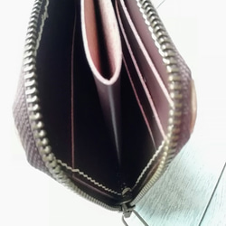 L字ファスナー財布（英字型押しヌメ） ミニ財布  ハーフサイズ 革小物  レザークラフト レザーウォレット 4枚目の画像