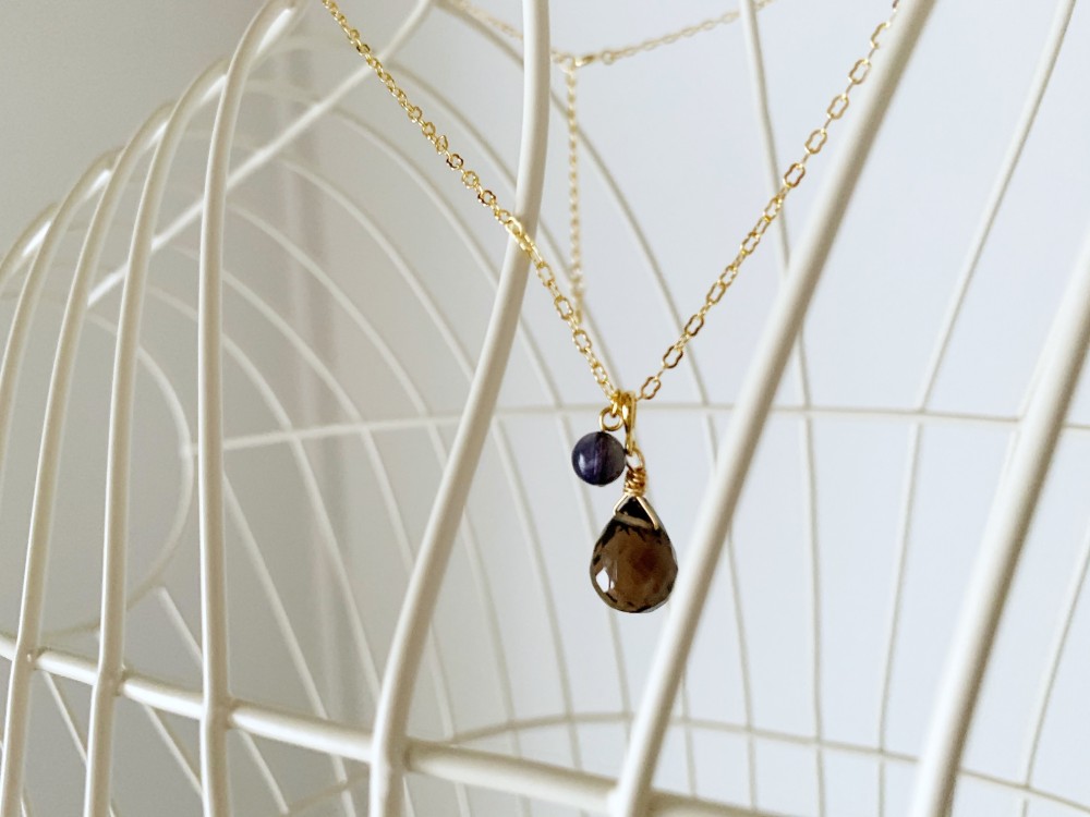 【自分らしくいられる】スモーキークォーツ&アイオライト・ネックレス