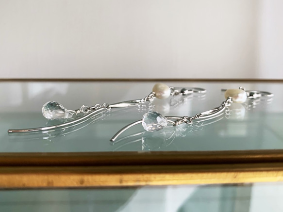 [四月和六月生日石] 水晶和淡水珍珠耳環/導致積極的耳環 第2張的照片