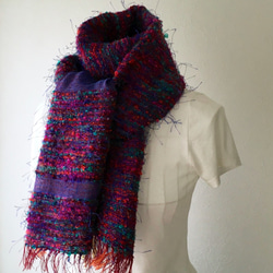 [所有季節]手織圍巾“多彩混合” 第2張的照片