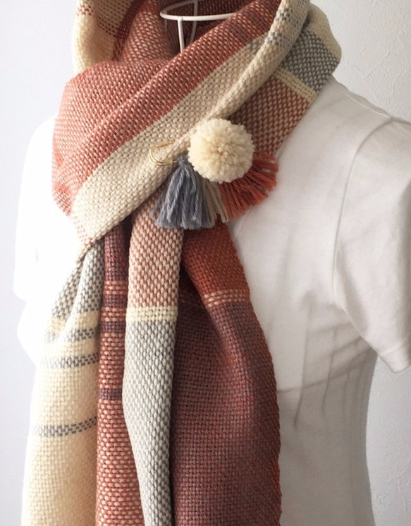 [Scarf pin / Brooch / Corsage] White & Orange Mix 第1張的照片