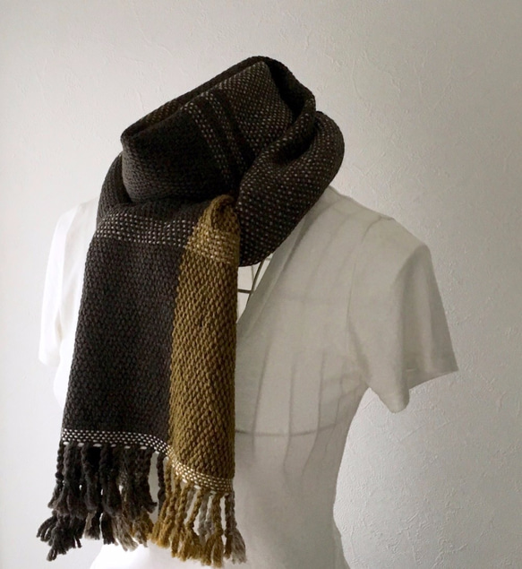 【羊毛：秋冬】男女皆宜：手工編織圍巾“Deep Grown Mix” 第4張的照片