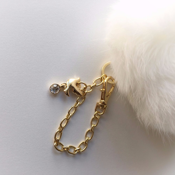 [Bag charm] White Real Rabbit Fur with a bird charm bringing 第3張的照片