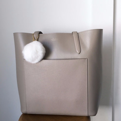 [Bag charm] White Real Rabbit Fur with a bird charm bringing 第4張的照片