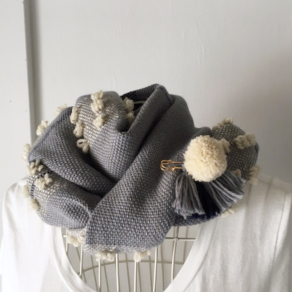 [Scarf pin / Brooch / Corsage] Light Gray Mix "9" 第3張的照片