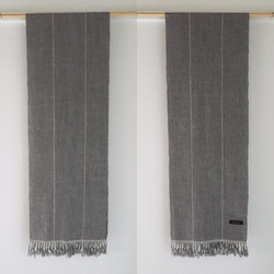 [Unisex Scarf] Gray & White lines 第4張的照片