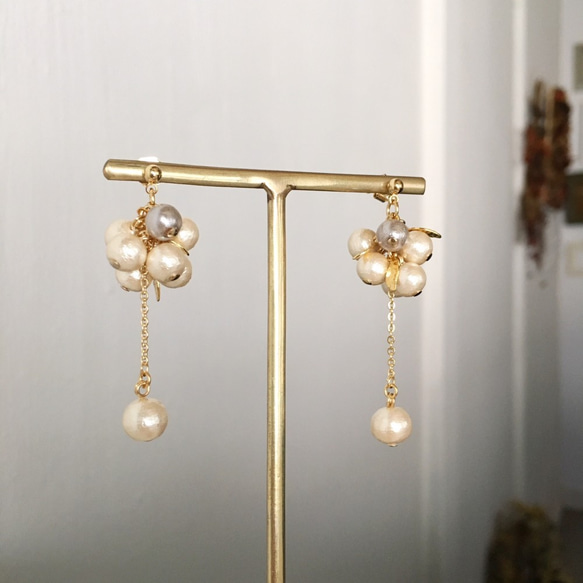 Cotton pearl elegant earrings 1枚目の画像