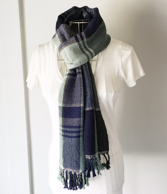 [嬰兒羊駝：秋冬]男女通用手織圍巾“Blue Color Mix” 第1張的照片