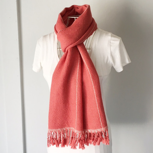【嬰兒羊駝：秋冬】男女皆宜：手織圍巾“粉紅橙白線” 第1張的照片