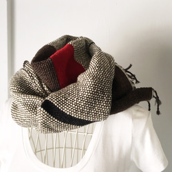 【羊毛和羊絨：秋冬】男女皆宜：手工編織圍巾“灰＆棕混合” 第3張的照片