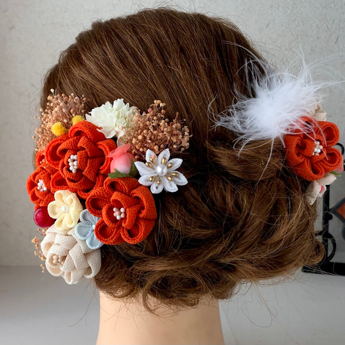 つまみ細工 髪飾り 成人式 七五三 成人式 七五三 つまみ細工髪飾り 朱赤 かんざし mony 通販 10607696