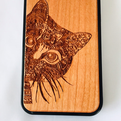 受注生産 職人手作り iPhoneケース 木製ケース 天然木 木目調 ウッドケース 無垢材 高級 猫 ネコ ☆Cat 2枚目の画像