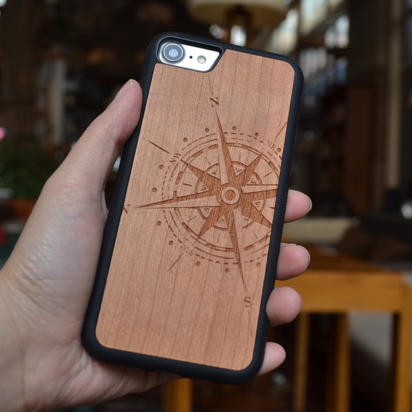 送料無料 iPhoneケース 木製ケース 天然木 木目調 ウッドケース 無垢材 高級 大人 3枚目の画像