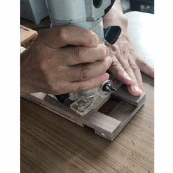 受注生産 職人手作り iPhoneケース 木製ケース 天然木 木目調 ウッドケース 無垢材 高級 大人 木工 エコ 4枚目の画像